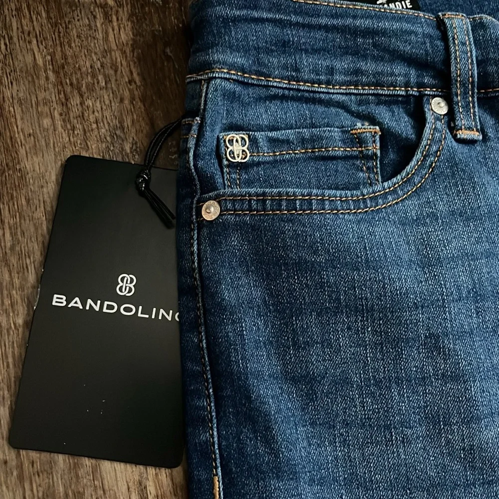 Womens Bandolino Mandie Straight Short Jeans - Picture 3 of 9